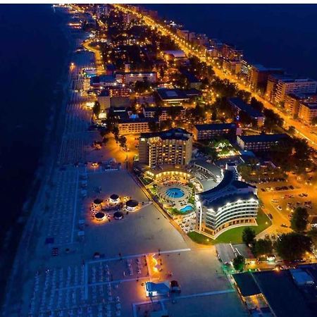 Mamaia Central Apartments Exterior photo